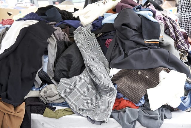 Mixed textile clothing